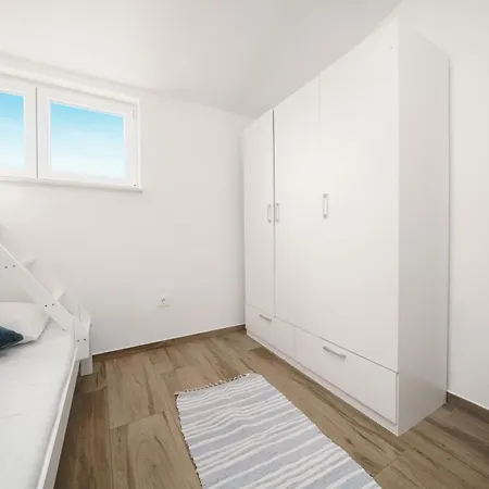 Mango Tourist Apartment *