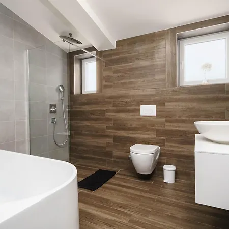 Mango Tourist Vodice